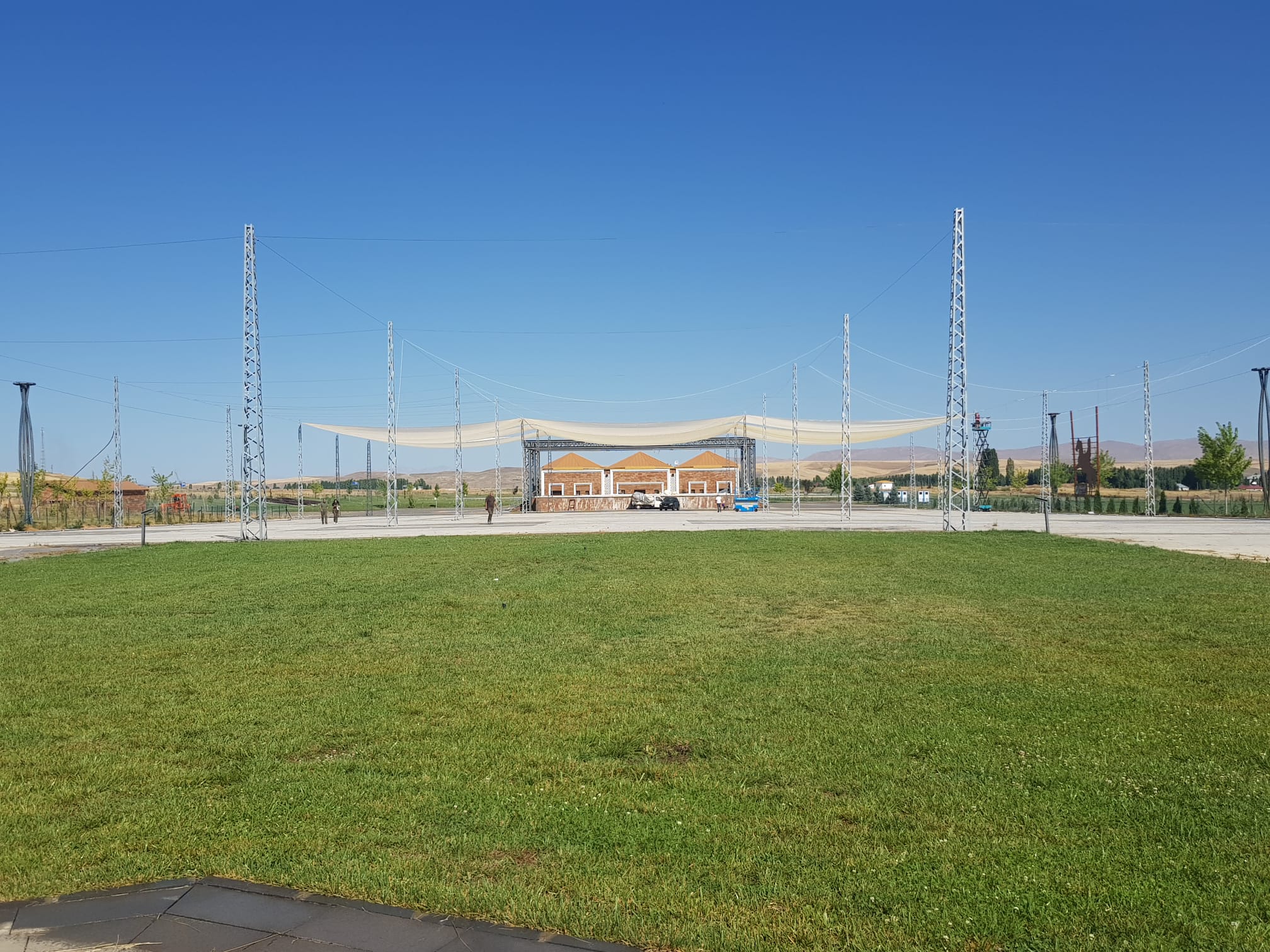 WhatsApp Image 2024-08-15 at 10.20.56 (2).jpeg